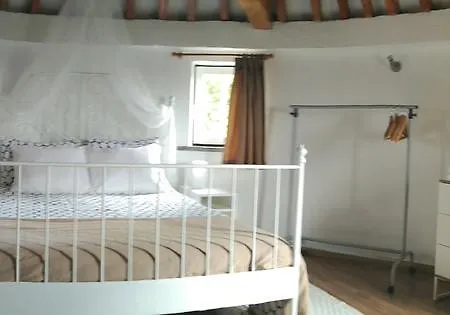 Κατάλυμα σε φάρμα Moinho De Santa Barbara Ereira (Lisbon)
